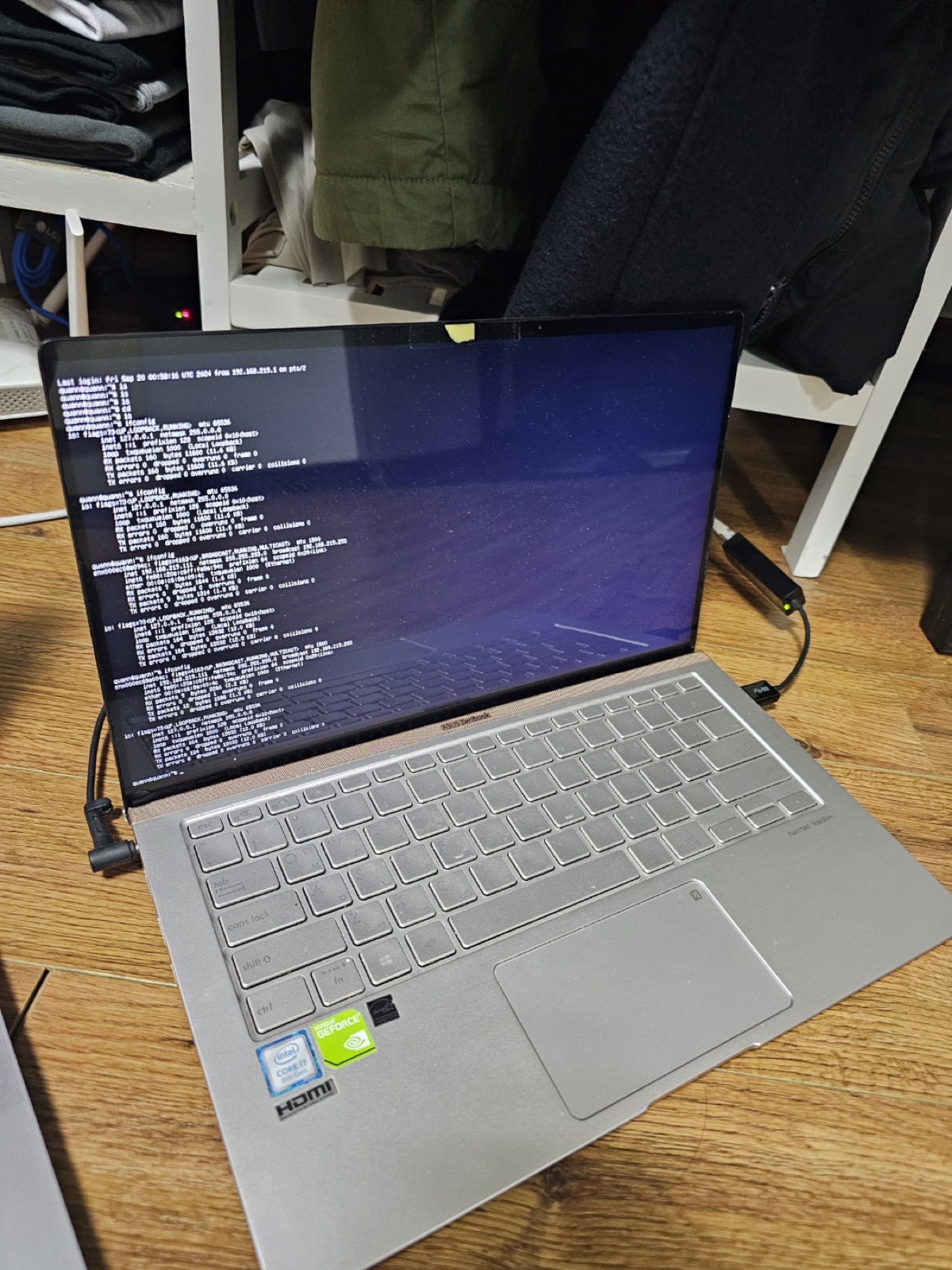 서버로 사용 중인 노트북